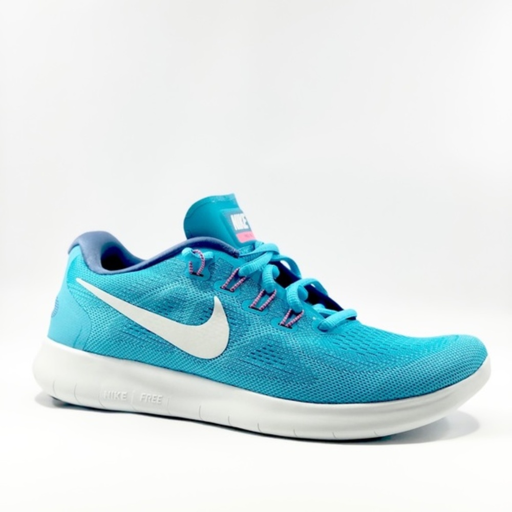 New Nike Women’s Revolution 3 (size 8.5)